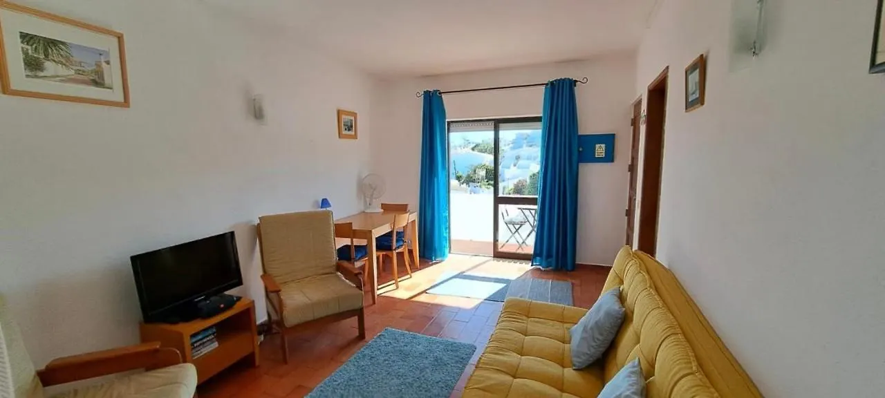 Seaview Apartment 100M From Beach Luz ポルトガル